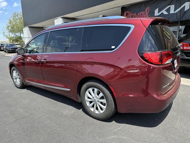2019 Chrysler Pacifica Vehicle Photo in Tucson, AZ 85712