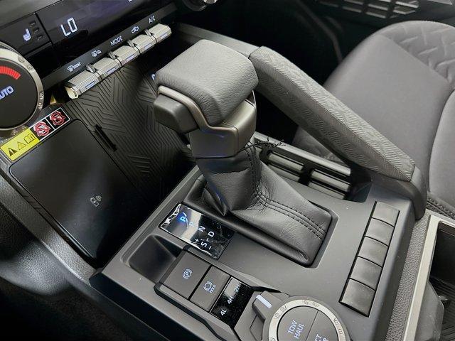 2025 Toyota Tacoma 4WD Vehicle Photo in Flemington, NJ 08822
