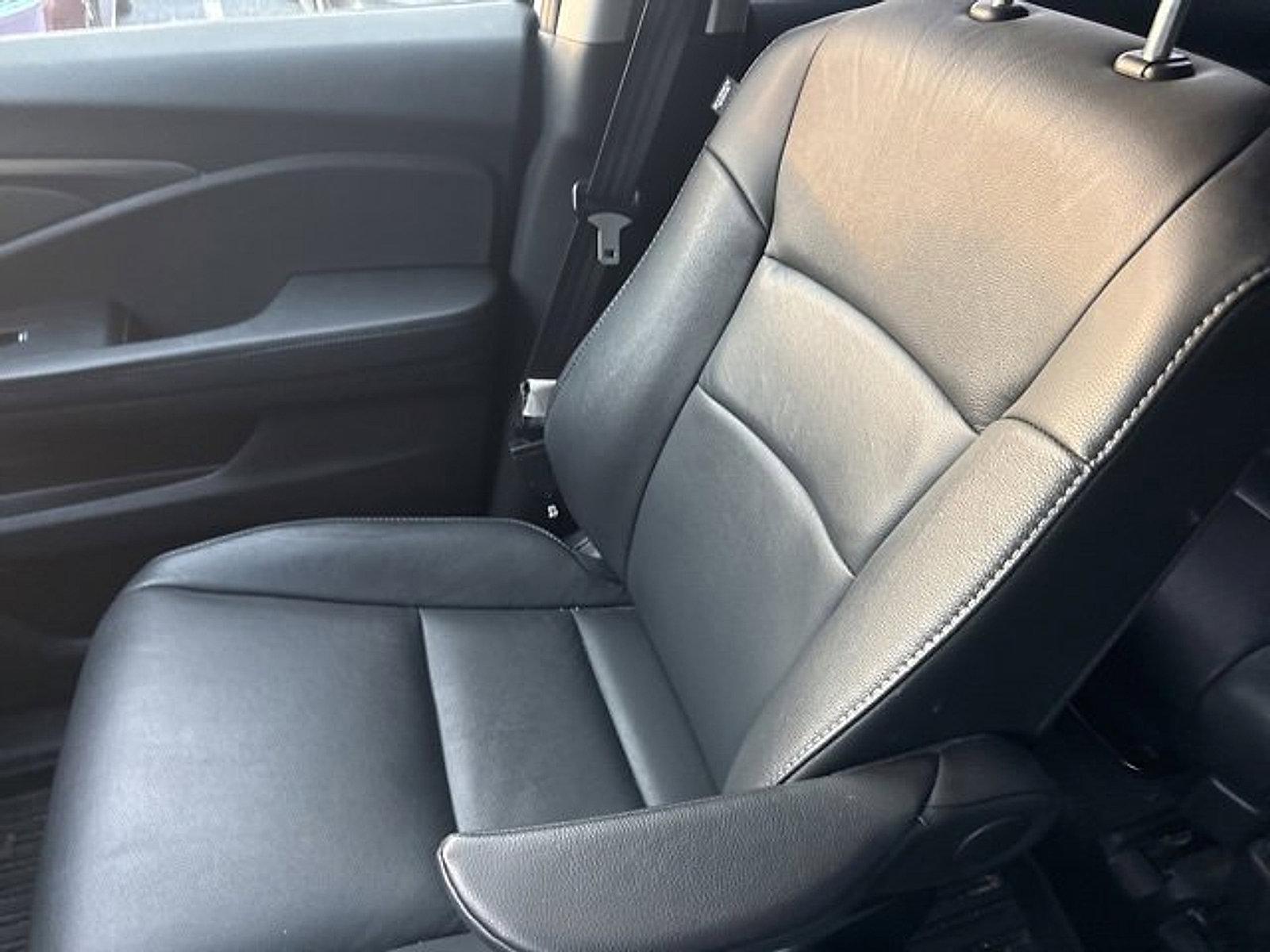 2022 Honda Pilot Vehicle Photo in Harrisburg, PA 17111