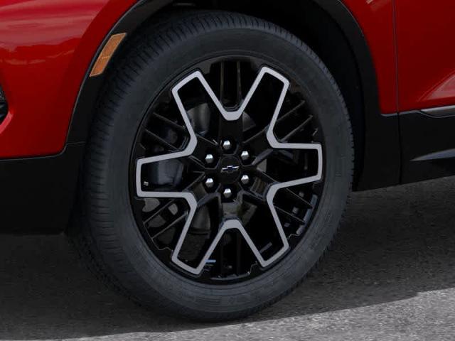 2025 Chevrolet Blazer Vehicle Photo in MOON TOWNSHIP, PA 15108-2571