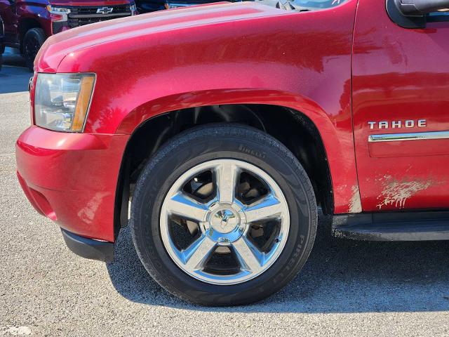 2012 Chevrolet Tahoe Vehicle Photo in DENTON, TX 76210-9321