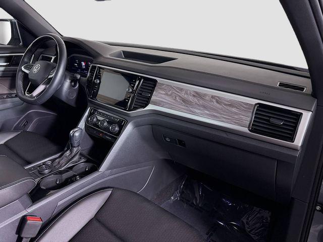 2023 Volkswagen Atlas Cross Sport Vehicle Photo in Puyallup, WA 98371