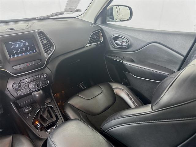 2021 Jeep Cherokee Vehicle Photo in Everett, WA 98204
