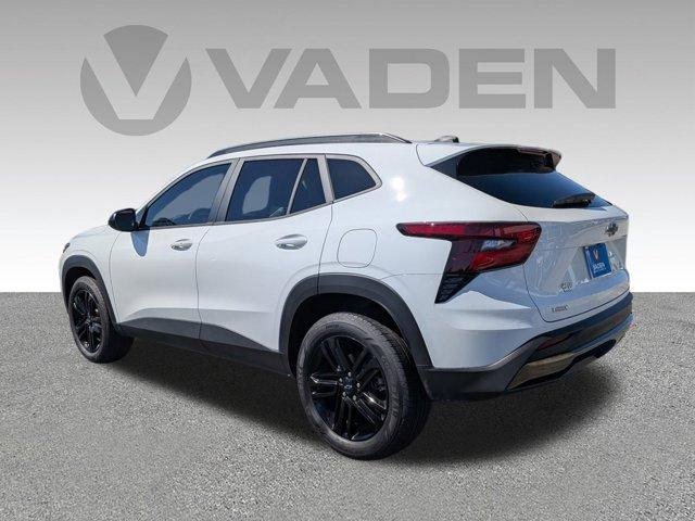 2025 Chevrolet Trax Vehicle Photo in BRUNSWICK, GA 31525-1881