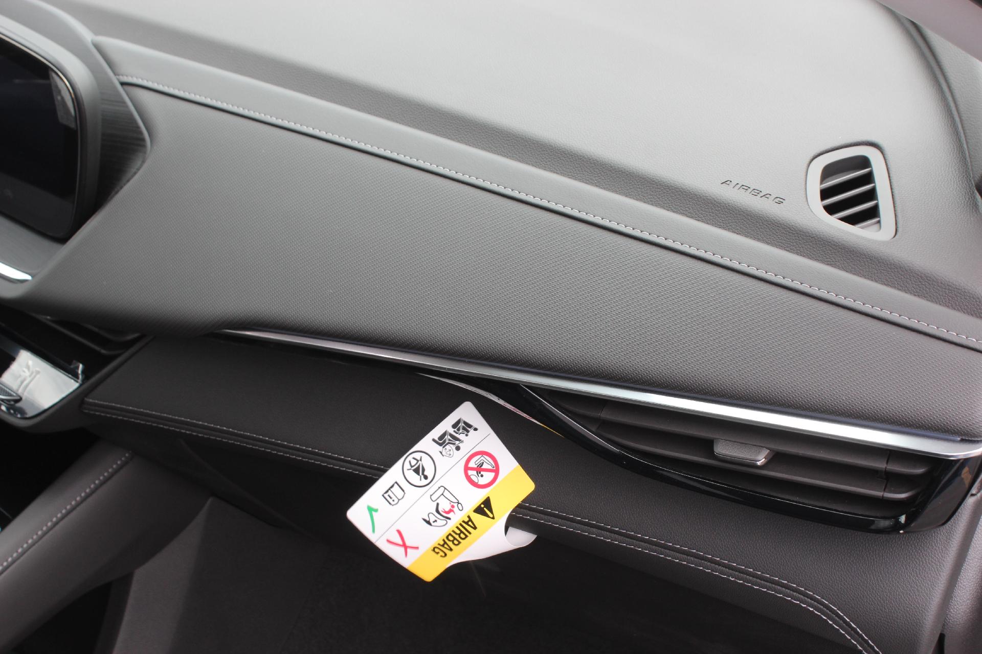2025 Buick Envision Vehicle Photo in AURORA, CO 80012-4011