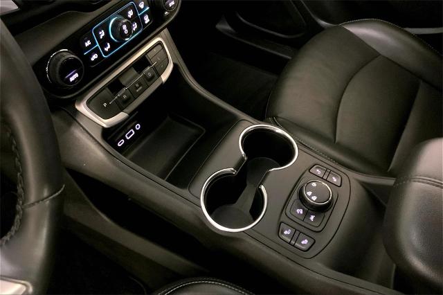 2024 GMC Terrain Vehicle Photo in Lees Summit, MO 64086