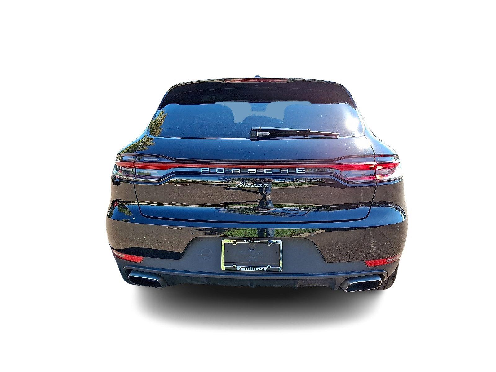 2021 Porsche Macan Vehicle Photo in Willow Grove, PA 19090