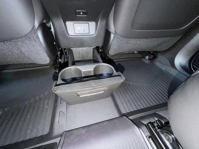 2025 Cadillac XT6 Vehicle Photo in LEOMINSTER, MA 01453-2952