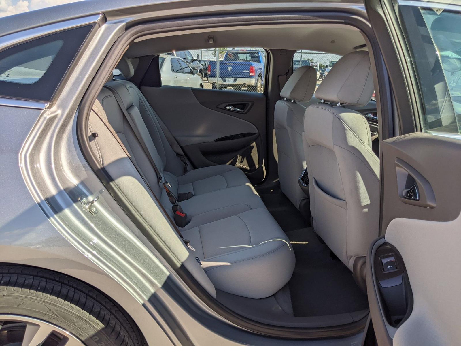 2023 Chevrolet Malibu Vehicle Photo in Seguin, TX 78155