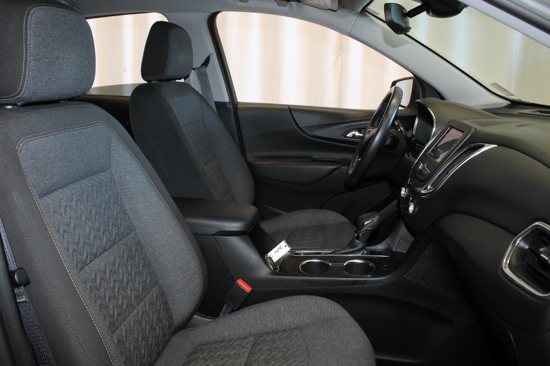2022 Chevrolet Equinox Vehicle Photo in NORTHAMPTON, MA 01060-1120