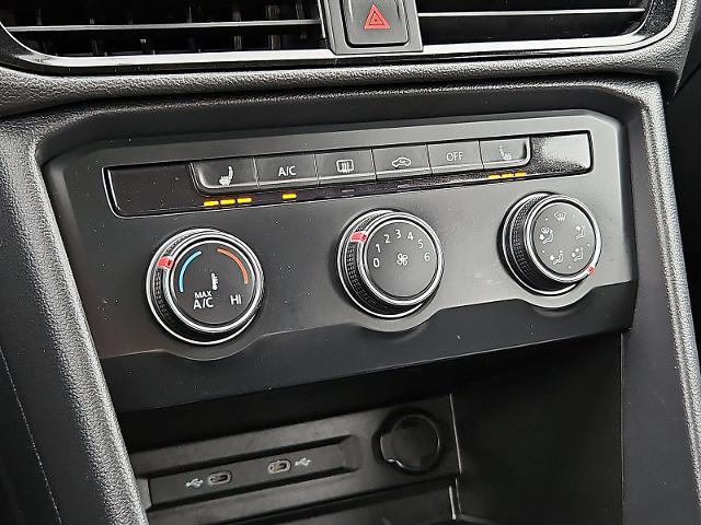 2022 Volkswagen Taos Vehicle Photo in TREVOSE, PA 19053-4984