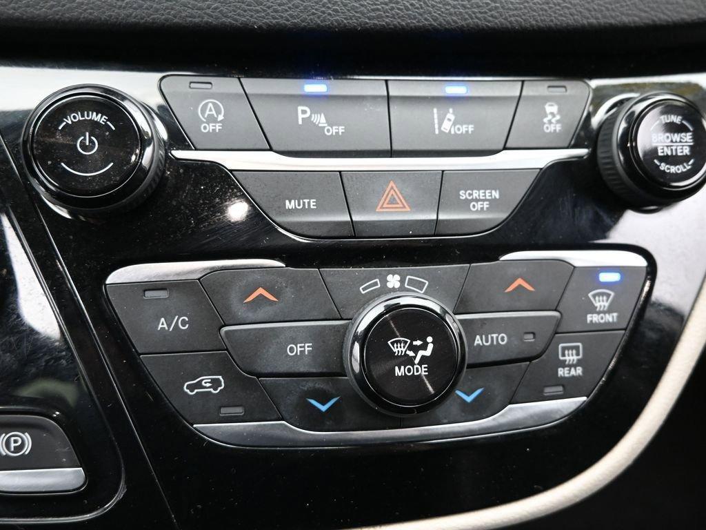 2022 Chrysler Pacifica Vehicle Photo in Cedar Rapids, IA 52402