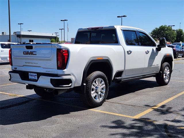 2022 GMC Sierra 2500 HD Vehicle Photo in AURORA, CO 80012-4011