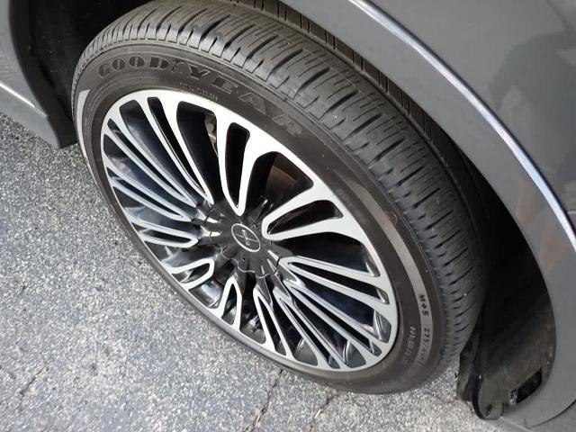 2023 Lincoln Aviator Vehicle Photo in ZELIENOPLE, PA 16063-2910