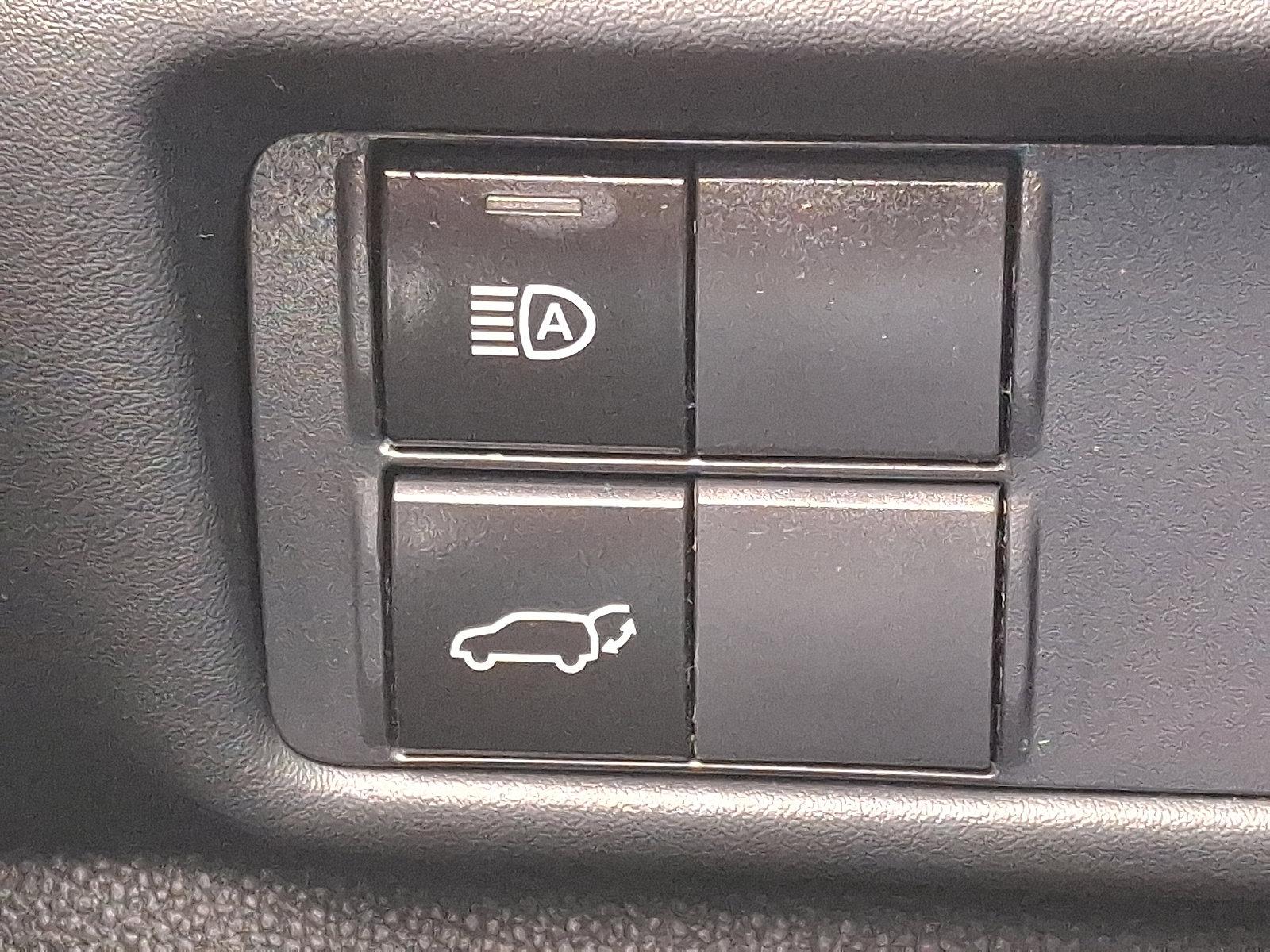 2022 Toyota Highlander Vehicle Photo in BETHLEHEM, PA 18017-9401