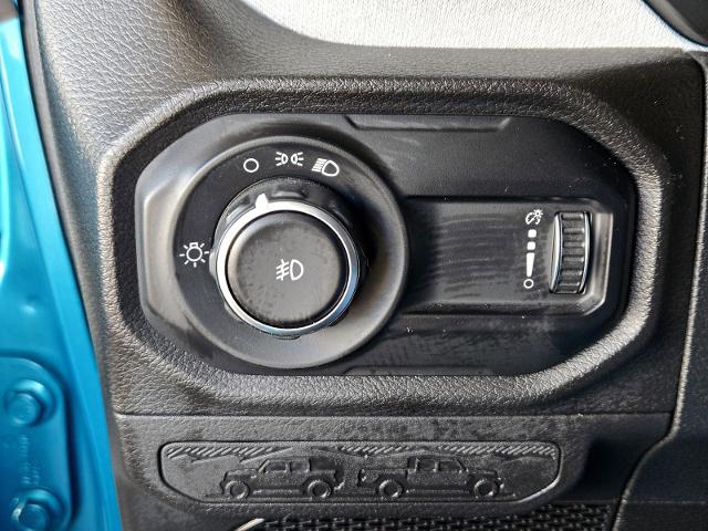 2024 Jeep Wrangler Vehicle Photo in Weatherford, TX 76087