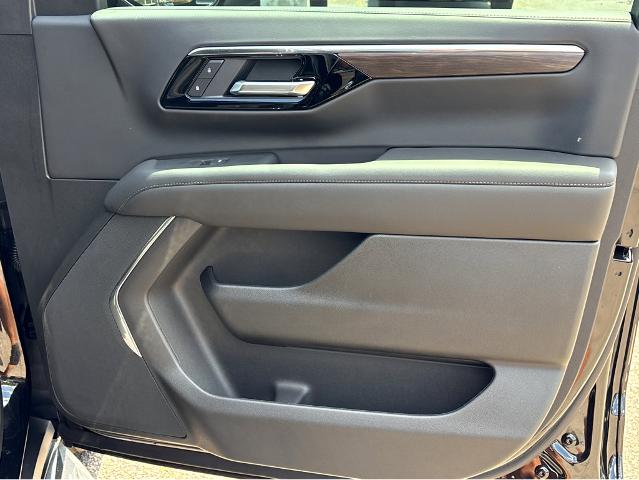 2025 Chevrolet Tahoe Vehicle Photo in BEAUFORT, SC 29906-4218