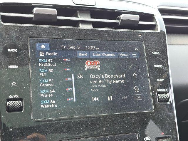 2022 Hyundai TUCSON Hybrid Vehicle Photo in Pleasant Hills, PA 15236
