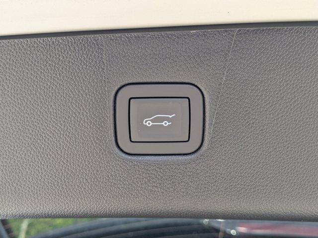 2025 Chevrolet Blazer Vehicle Photo in BRUNSWICK, GA 31525-1881
