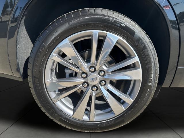 2025 Cadillac XT6 Vehicle Photo in MANITOWOC, WI 54220-5838