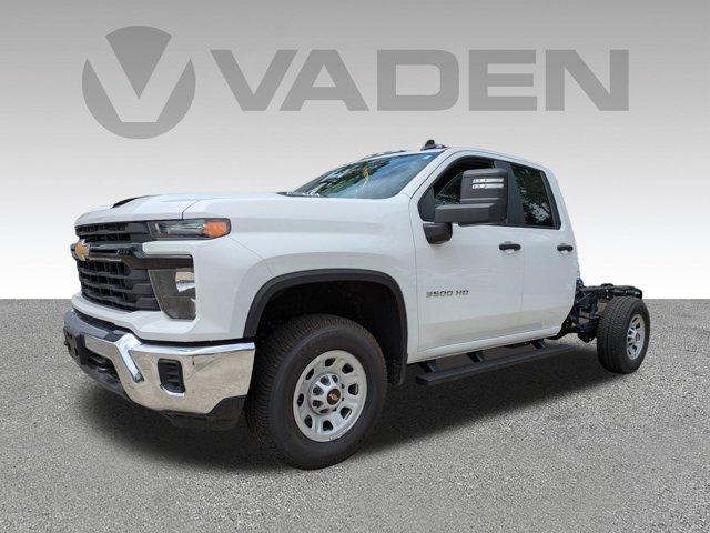 2025 Chevrolet Silverado 3500 HD Vehicle Photo in BRUNSWICK, GA 31525-1881