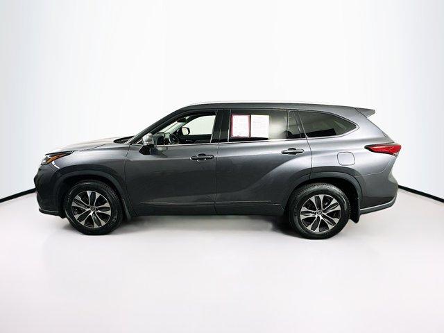 2022 Toyota Highlander Vehicle Photo in Flemington, NJ 08822