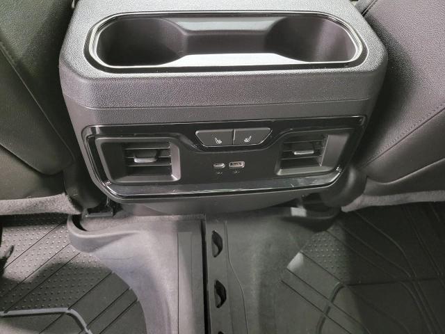 2022 Chevrolet Silverado 1500 Vehicle Photo in NEENAH, WI 54956-2243