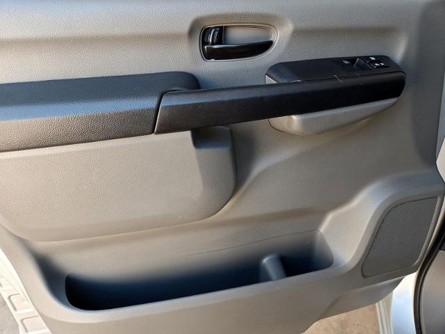 2018 Nissan NV Passenger Vehicle Photo in Weatherford, TX 76087