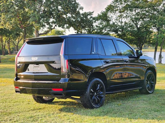 2021 Cadillac Escalade Vehicle Photo in DENTON, TX 76210-9321