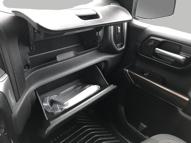 2020 Chevrolet Silverado 1500 Vehicle Photo in GREEN BAY, WI 54303-3330