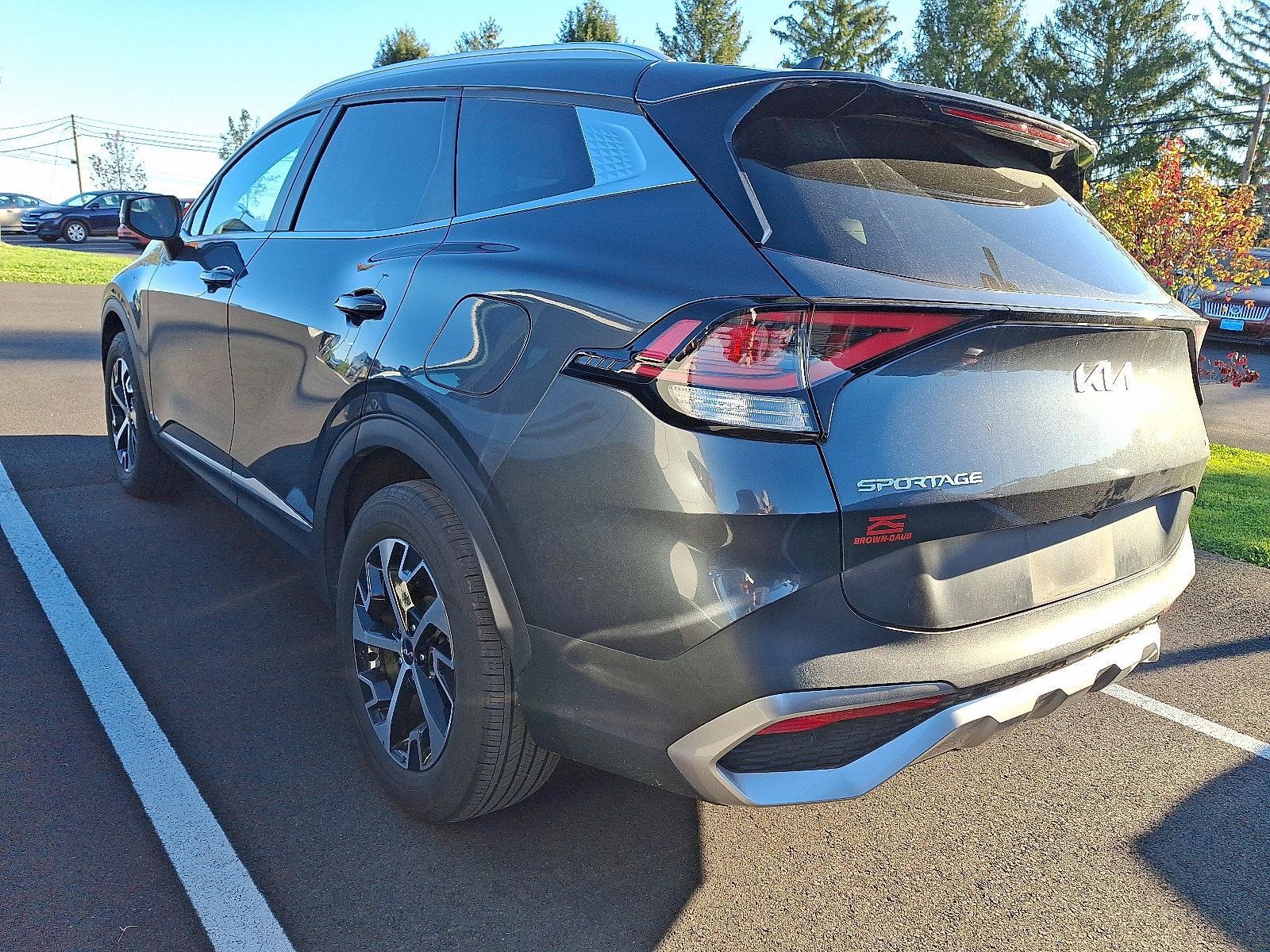 2023 Kia Sportage Hybrid Vehicle Photo in Easton, PA 18045