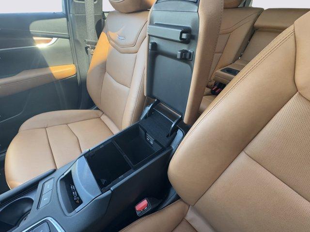 2025 Cadillac XT5 Vehicle Photo in LEOMINSTER, MA 01453-2952
