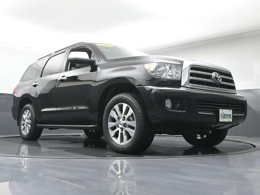 2017 Toyota Sequoia Vehicle Photo in Cedar Rapids, IA 52402
