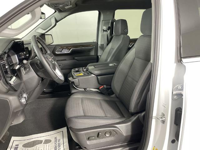2025 GMC Sierra 1500 Vehicle Photo in GILBERT, AZ 85297-0402