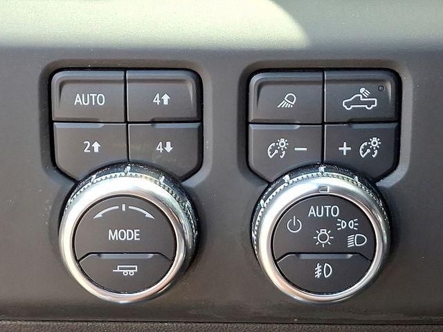 2025 GMC Sierra 1500 Vehicle Photo in DANBURY, CT 06810-5034
