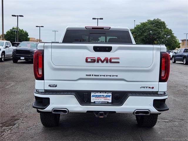 2022 GMC Sierra 1500 Vehicle Photo in AURORA, CO 80012-4011
