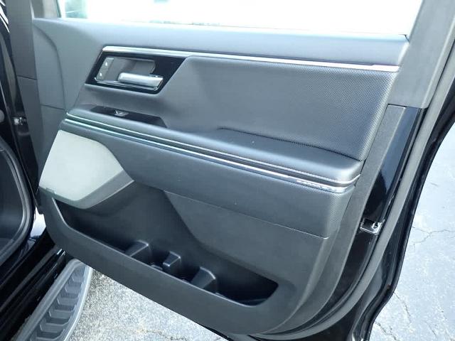 2025 GMC Sierra EV Vehicle Photo in ZELIENOPLE, PA 16063-2910