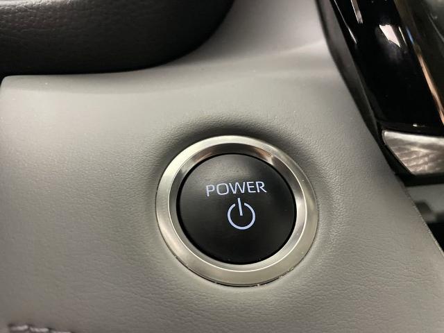 2024 Toyota Highlander Vehicle Photo in GILBERT, AZ 85297-0402