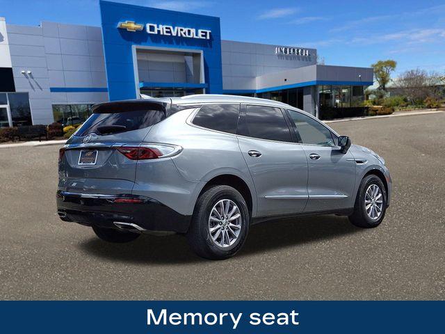 2024 Buick Enclave Vehicle Photo in DANBURY, CT 06810-5034