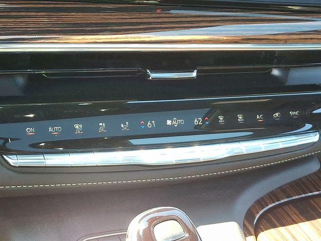 2024 Cadillac Escalade Vehicle Photo in DANBURY, CT 06810-5034