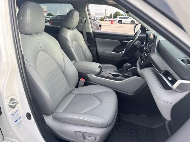 2022 Toyota Highlander Vehicle Photo in Jonesboro, AR 72404