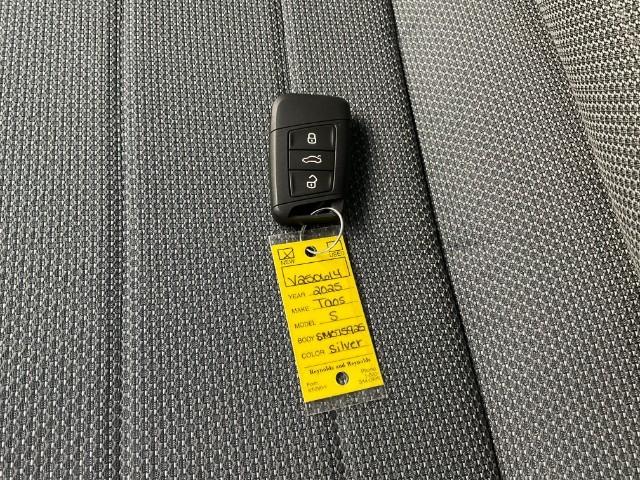 2025 Volkswagen Taos Vehicle Photo in Oshkosh, WI 54904