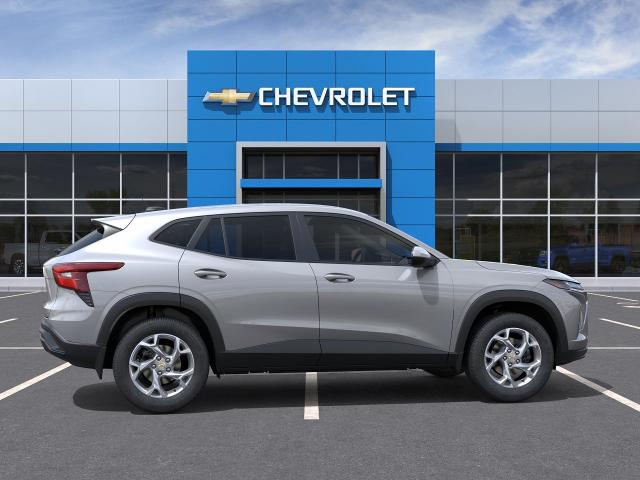 2026 Chevrolet Trax LS - 4