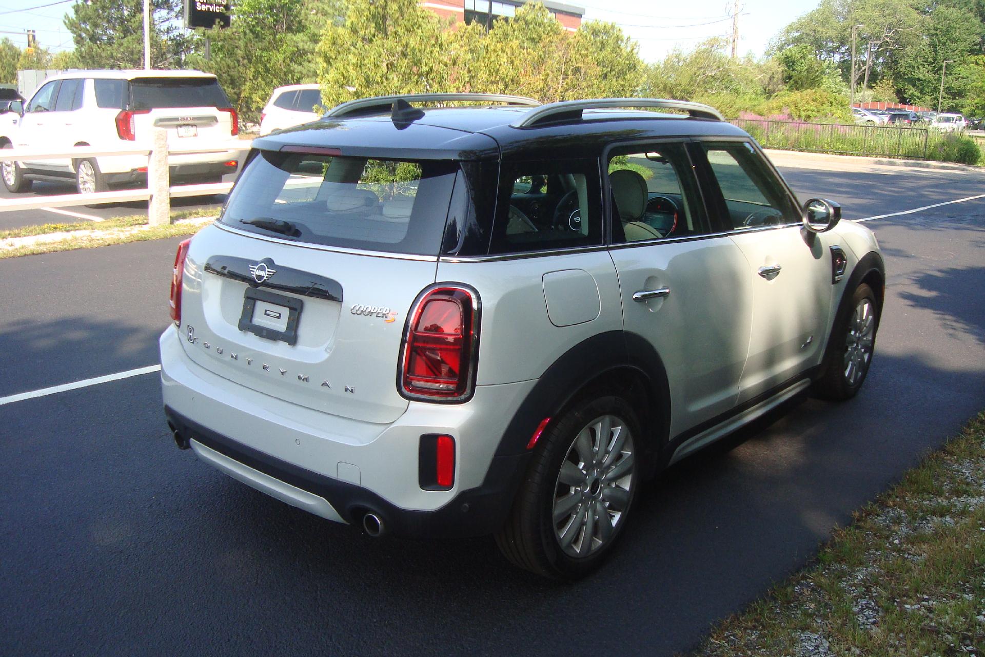 2022 MINI Cooper S Countryman ALL4 Vehicle Photo in PORTSMOUTH, NH 03801-4196