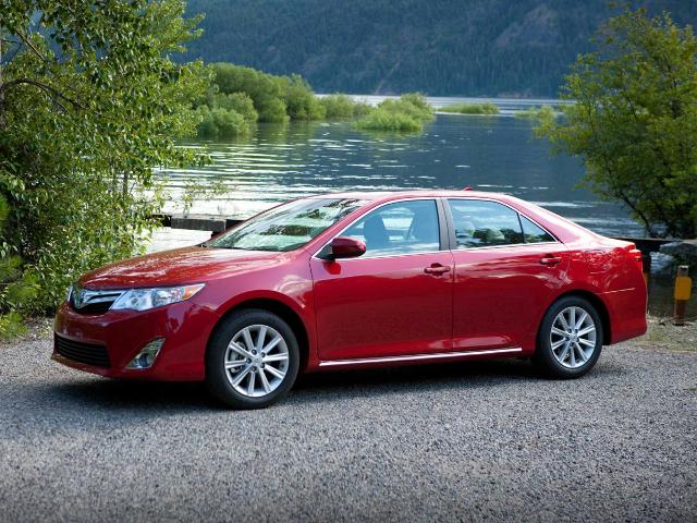 2012 Toyota Camry Vehicle Photo in Lees Summit, MO 64086
