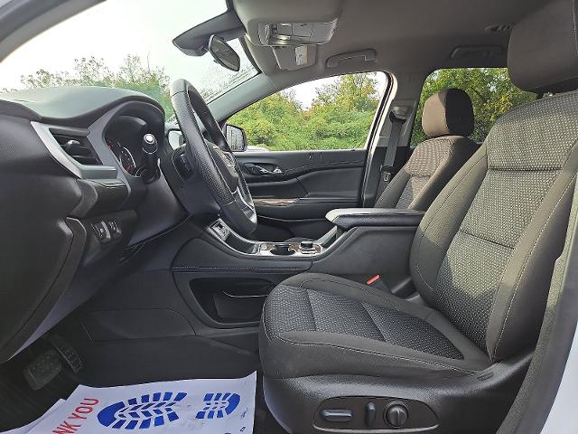 2023 GMC Acadia Vehicle Photo in TREVOSE, PA 19053-4984