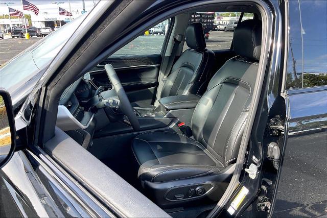 2024 Jeep Grand Cherokee Vehicle Photo in INDEPENDENCE, MO 64055-1314