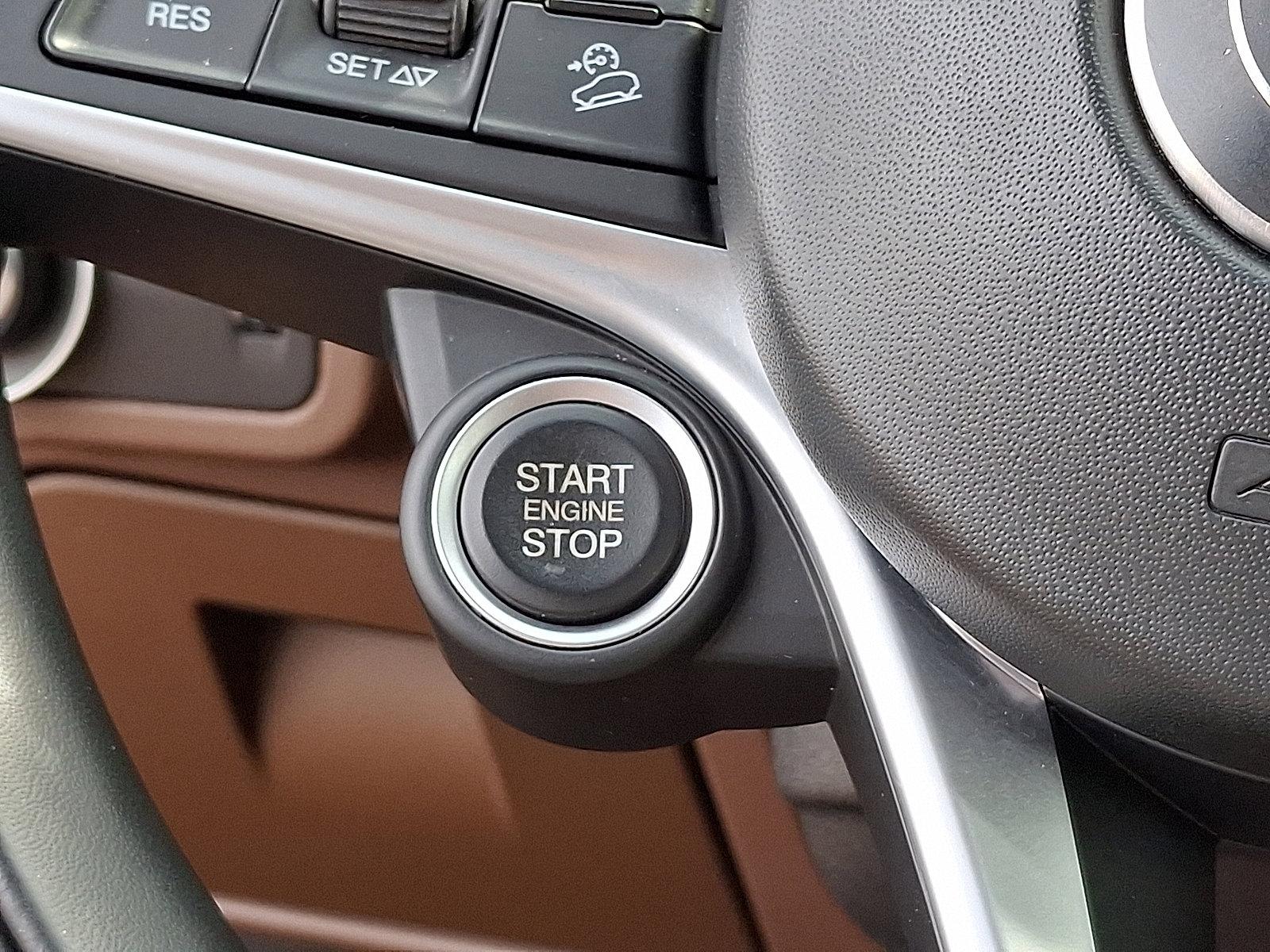 2018 Alfa Romeo Stelvio Vehicle Photo in Willow Grove, PA 19090