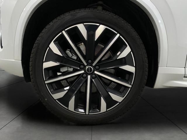 2025 Volvo XC90 Vehicle Photo in Appleton, WI 54913