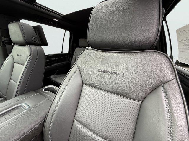 2024 GMC Yukon XL Vehicle Photo in LEOMINSTER, MA 01453-2952